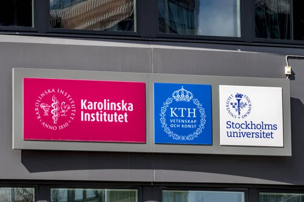 Sztokholm Szwecja Budynki Znaki Parku Naukowym Karolinska Institutet Przedmieściach Solny — Zdjęcie stockowe
