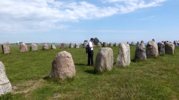 스웨덴 남부에서 1000 사이를 관광객 알레스 테나르 — 비디오