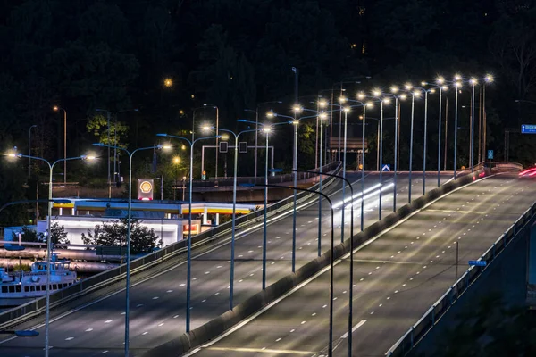 Estocolmo Suecia Ago 2021 Puente Lidingo Por Noche —  Fotos de Stock