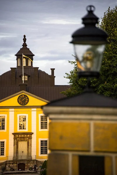 瑞典Stromsholm夏末Stromsholms城堡的地面 — 图库照片