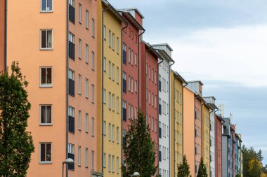 Stockholm, İsveç 7 Ekim 2025 Hasselby banliyösünde bir yerleşim yeri..