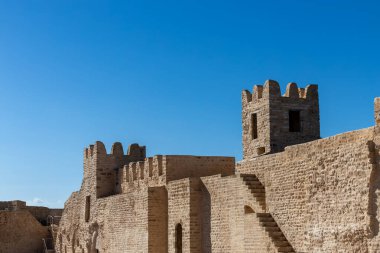Manastır, Tunus 5 Kasım 2025 Ribat of Manastır, İslami savunma yapısı,