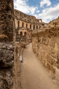 El Jem, Tunus 6 Kasım 2025 El Jem Roma Amfitiyatrosunun kalıntıları.
