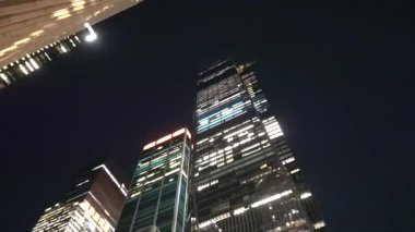 New York, New York ABD Hudson Yards 'ın gelişiminin gece ufuk çizgisi manzarası