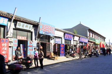 doğal bir noktada ticari caddesi archaize 