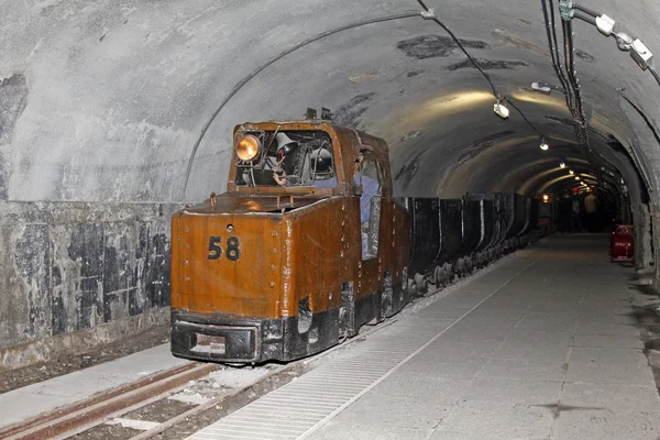 Material car in 70 meters underground in the Kailuan national mi — Stock Photo, Image