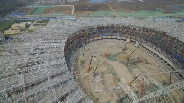 XIAN, CHINA - 25. MÄRZ 2019: Luftaufnahme des Stadionbaus, China — Stockvideo
