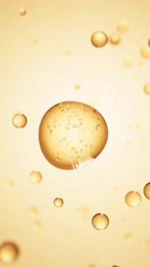 Bej arka planda köpükler olan şeffaf bej sıvı makro. Deri bakımı serum damlası. Kozmetik nemlendirici sıvı konsepti. 3d canlandırma döngüsü.