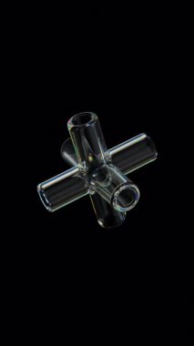 3d Şeffaf, dağılım efektli parlak, içi boş haç. Gökkuşağı renkleri yansıtma camı. 3d canlandırma döngüsü oluşturulabilir.