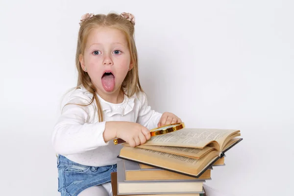 Concepto Educación Personas Retrato Una Adolescente Que Sienta Cerca Libros —  Fotos de Stock