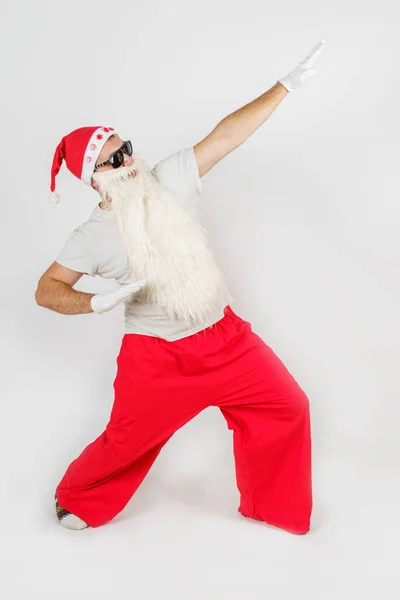 Πρωτοχρονιά Και Χριστούγεννα Άγιος Βασίλης Κάνει Χειρονομίες Χέρια Του Σηκώνει — Φωτογραφία Αρχείου