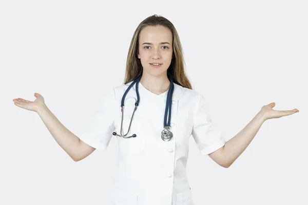 Conceito Medicina Saúde Médico Estende Mãos Direções Diferentes Isolado Sobre — Fotografia de Stock