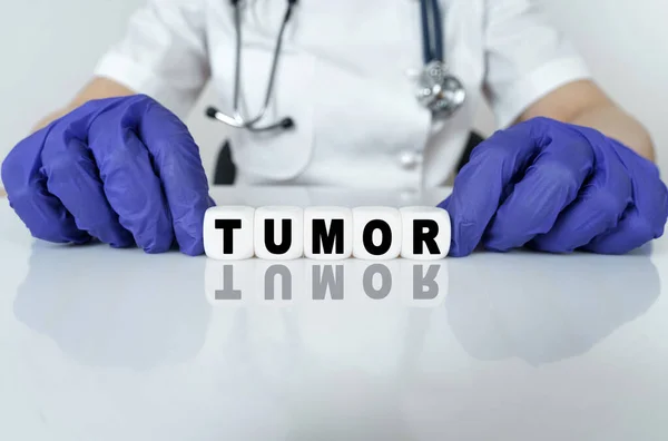 Medicine Health Concept Doctor Put Together Word Cubes Tumor — Stock Photo, Image