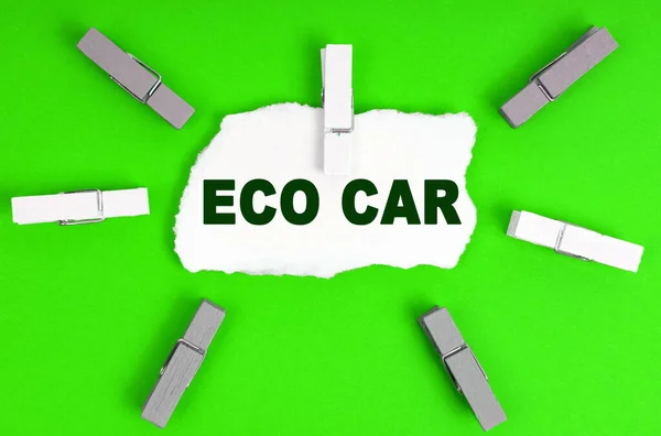 Concetto Ecologia Mollette Foglio Carta Con Iscrizione Eco Car — Foto Stock