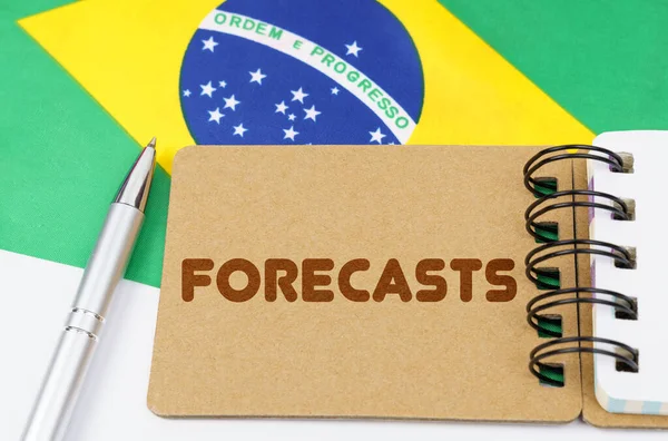 브라질의 국기에는 예보가 공책이 — 스톡 사진