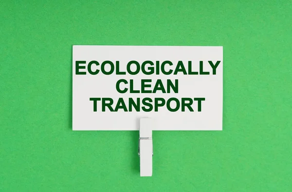 Ökológia Zöld Alapon Egy Névjegykártya Egy Ruhaszárítón Névjegykártya Szerint Ökológiailag — Stock Fotó