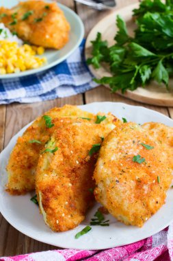 Fried lahana ekmek kırıntısı - şnitzel vegan sürümü