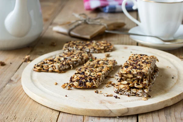 Domácí oves a quinoa müsli tyčinek — Stock fotografie