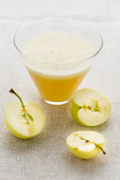 Świeżego soku jabłkowego — Zdjęcie stockowe