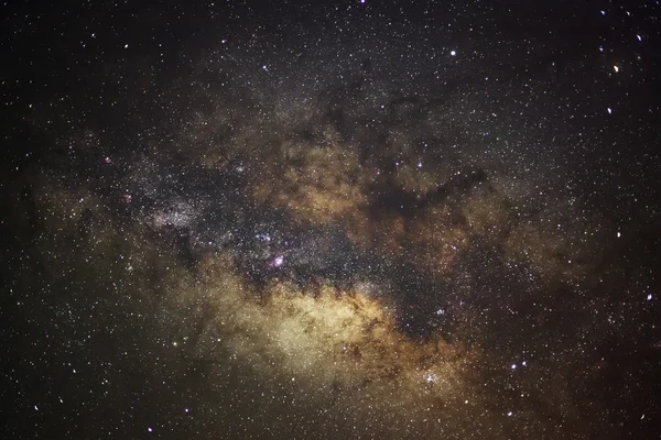 Центр галактики Чумацького Шляху, довга фотографія експозиції, з зерном — стокове фото