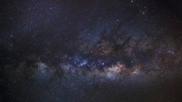 Галактика Чумацький шлях. Довга фотографія експозиції. з зерном — стокове фото