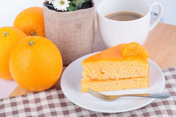 オレンジ ケーキとコーヒー — ストック写真