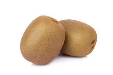 Beyaz arkaplanda yalıtılmış Kivi meyvesi