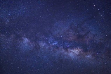 açıkça Samanyolu galaksisinin yıldız ve evrenin uzay tozu ile