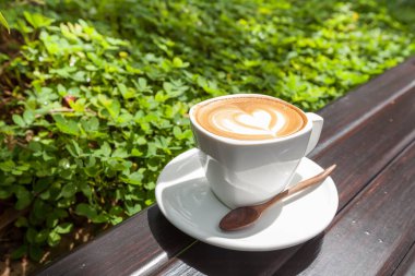 Morrin 'de bir fincan kahve.