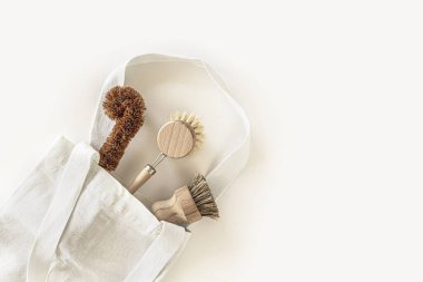 Mutfak temizliği konsepti sıfır. Çevre dostu doğal temizlik araçları.