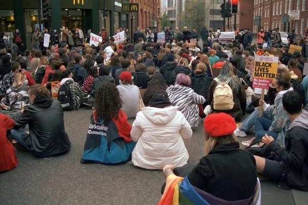 Manchester Großbritannien April 2021 Demonstranten Von Kill Bill Auf Dem — Stockfoto