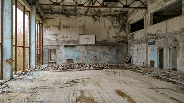 Pripyat salonda basketbol