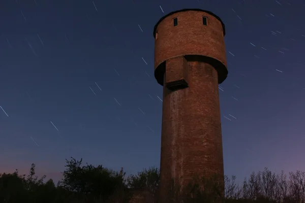 gece uzun pozlama su kulesi