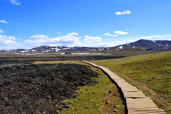 Pohled Dřevěnou Stezku Krafla Lava Field Myvatn Island Létě — Stock fotografie