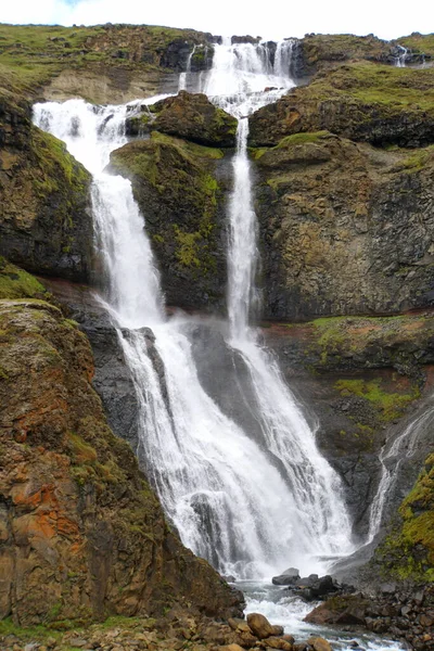 Vista Rjukandafoss Uma Bela Cachoeira Fora Rota Perto Jokuldalur Islândia — Fotografia de Stock