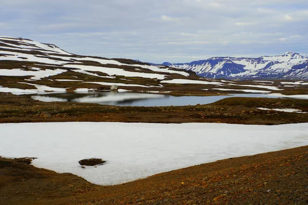 Vue Une Zone Partiellement Enneigée Sur Route Vers Seydisfjordur Islande — Photo