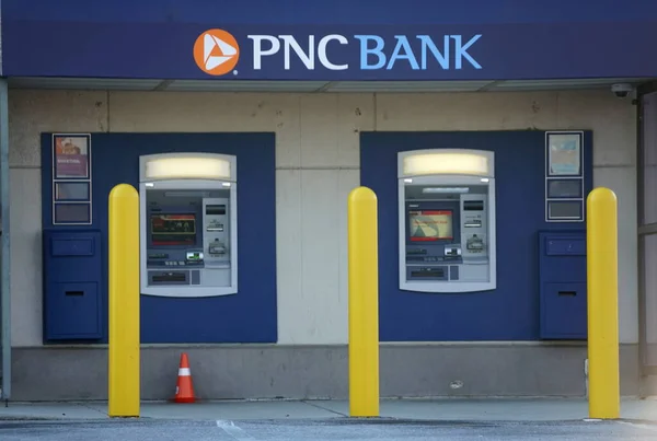 Wilmington Delaware June 2021 Pnc Bank Atm Machines Kirkwood Highway — Foto de Stock