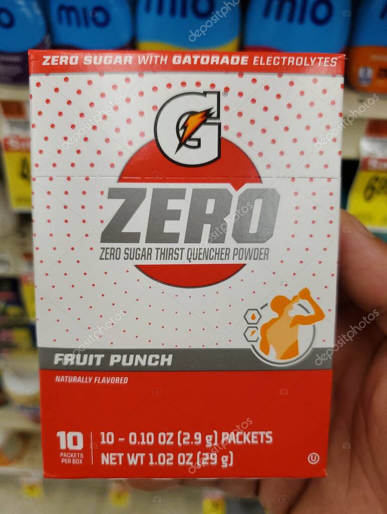 Delaware, U.S.A - Oct 29, 2025 - Close-up view of a box of Gatorade Zero Sugar Thirst Quencher Powder in Fruit Punch flavor, containing 10 packets.