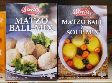 Delaware, ABD - 14 Şubat 2026 - Streit 's Matzo Ball and Soup Mixes yıl boyunca geleneksel lezzetler sunuyor