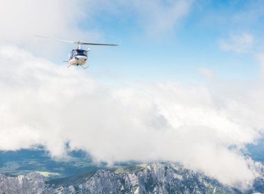 dağ kurtarma helikopteri