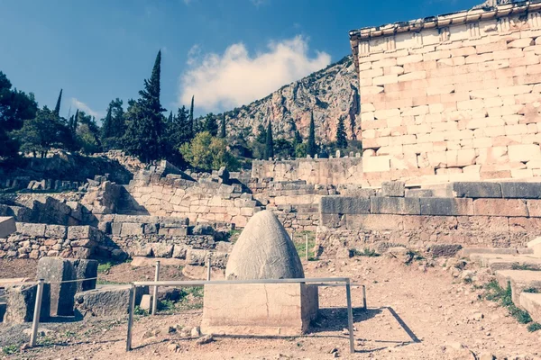 Navel in de wereld op de tempel van Apollo — Stockfoto