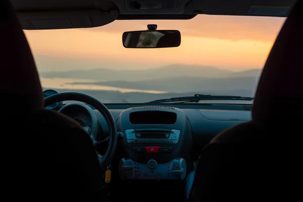 Paesaggio alla cabina del veicolo tramonto . — Foto Stock