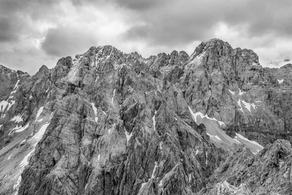 Dramatiskt bergslandskap — Stockfoto