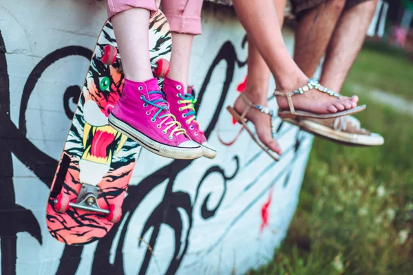Close Teens Legs Pink Sneakers Skateboard — Stock Photo, Image