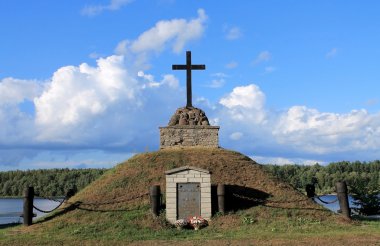 Rus askerleri için anıt