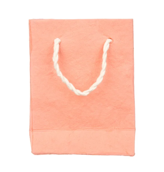 Bolsa de papel morera rosa aislada en blanco —  Fotos de Stock