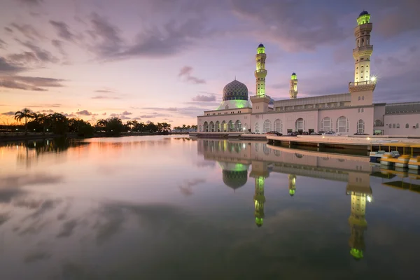 Kota Kinabalu City Mosque during sunset at Borneo Sabah, Malaysia. soft focus blur Φωτογραφία Αρχείου