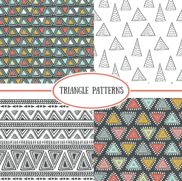 Modern seamless pattern with triangles — Stock Vector