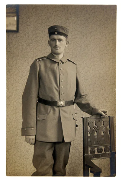 Archiwalne zdjęcie żołnierza z I wojny światowej. — Zdjęcie stockowe