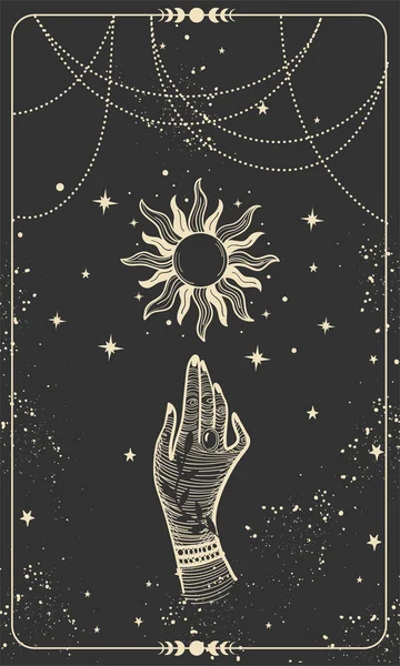 Tarot con mano y sol. Diseño mágico boho con estrellas, estilización de grabado, cubierta de bruja en diseño vintage. Dibujo de mano místico dorado sobre fondo negro. — Vector de stock